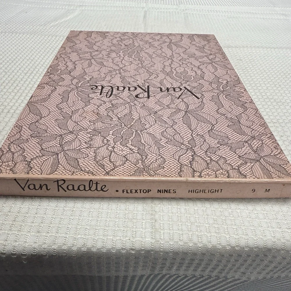 Vtg 50s VAN RAALTE Nines Highlight 9M Nylon Hose Stockings Seam New 1‎ Box